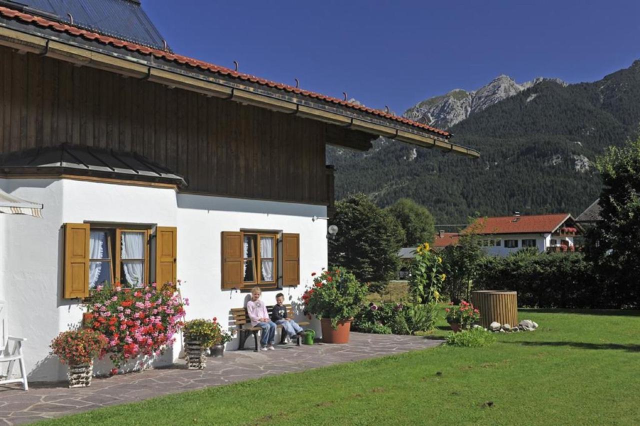 Ferienwohnung Alpenwelt Wallgau Ngoại thất bức ảnh